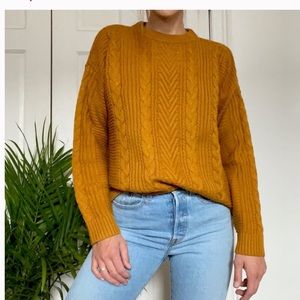 Uniqlo Dark Mustard Yellow Sweater